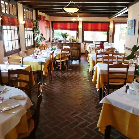 Gasthof Du Vieux Tour *