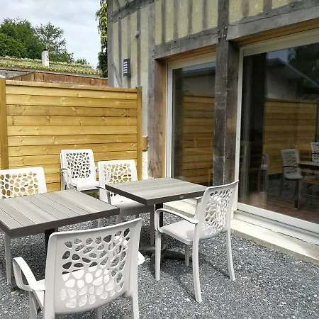 Du Vieux Tour 3* Canapville (Calvados)